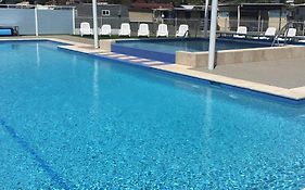 Lakeside Cabins & Holiday Village